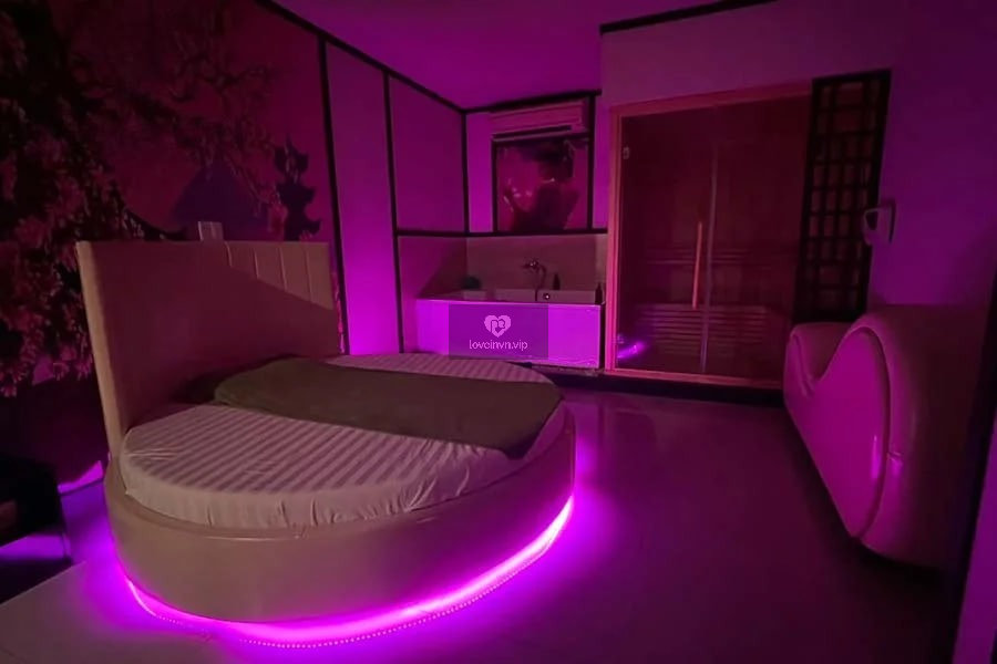 VIP-комната с ванной Sakura Massage